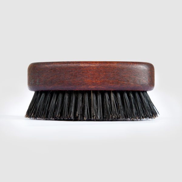 Compact Beard Brush - der perfekte Begleiter für unterwegs